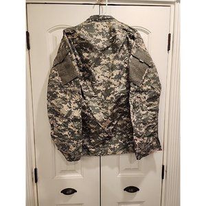US Army Jacket Mens SMALL LONG  Digital Camo Military Combat Insect Repellent